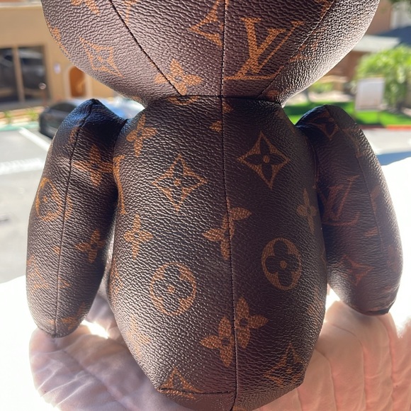 🦄 LOUIS VUITTON Swarovski Crystals Monogram Jeweled LV Bunny LARGE HAPPY EASTER - Picture 12 of 13